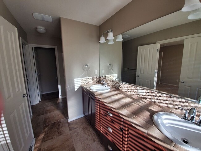 Building Photo - Arbor Parc Beauty