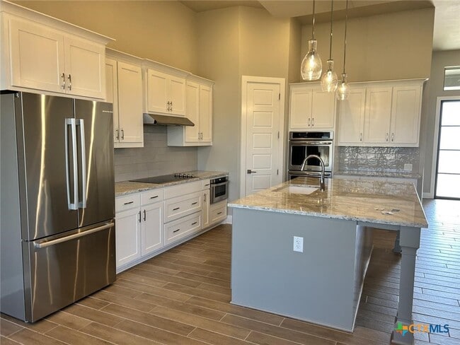 Building Photo - 6426 Clayton Ct