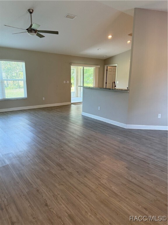 Building Photo - 2986 W Edison Pl