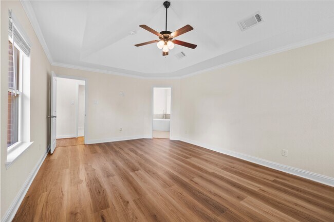 Building Photo - 7214 Deep Forest Dr
