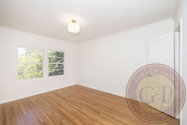 Building Photo - Lone Mountain - 3 BR, 2 BA House 2,185 Sq....