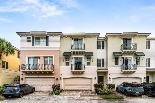Primary Photo - 536 NW 39th Cir