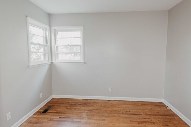 Building Photo - 4607 Beverly Kay Dr