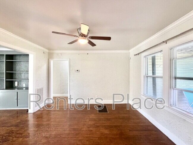 Building Photo - 5502 S Owasso Ave