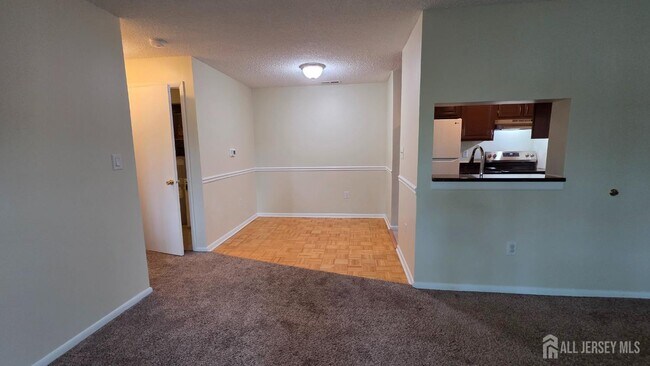 Building Photo - 1514 Ravens Crest Dr