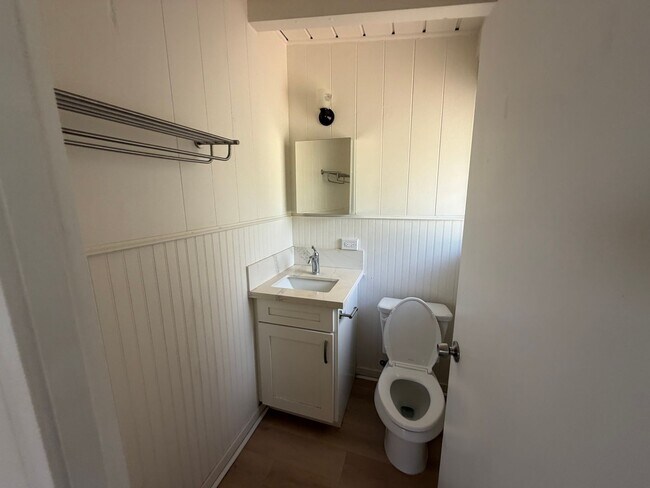 Building Photo - 92-549 Awawa St. 3 Bedroom, 2 Bathroom Single-Family Home