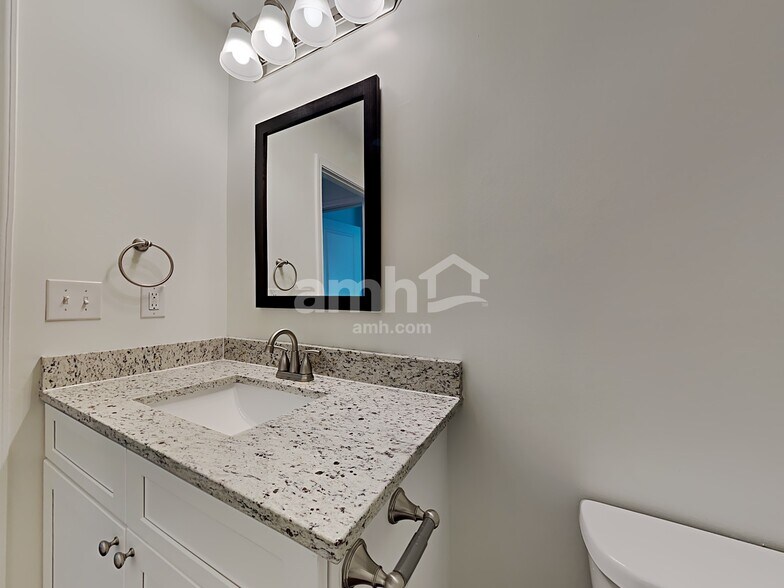 Building Photo - 409 Scotland Dr