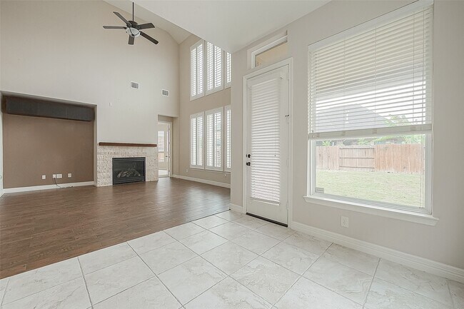 Building Photo - 4522 Marilee Chris Ct