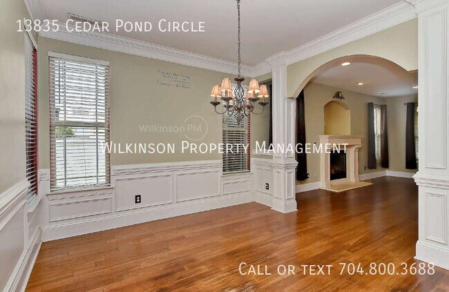 Building Photo - 13835 Cedar Pond Cir
