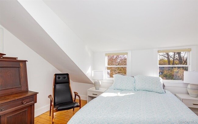 Building Photo - 78 Mecox Road