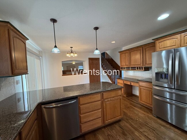 Building Photo - Beautiful 5-mile prairie home! Available now!