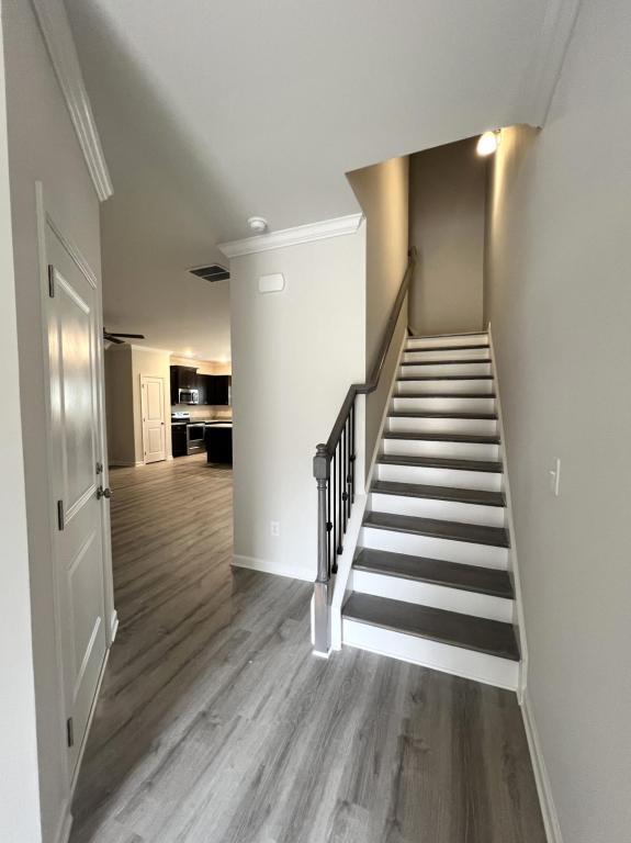 Building Photo - 145 Chase Xing