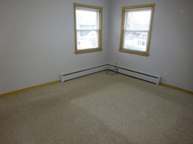 Building Photo - 6636 N Harlem Ave