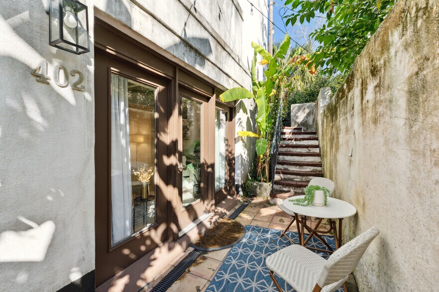 Building Photo - 33 Cannon St