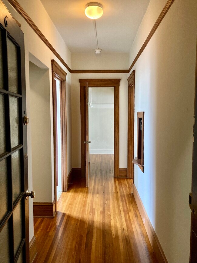 Entry hallway looking towards walk in closet - 1240 7th Ave