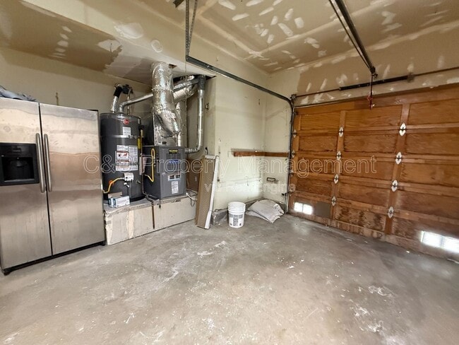 Building Photo - 44 Arabian Way