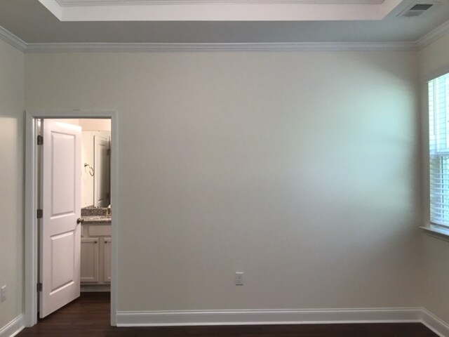 Building Photo - 222 Swan Dr
