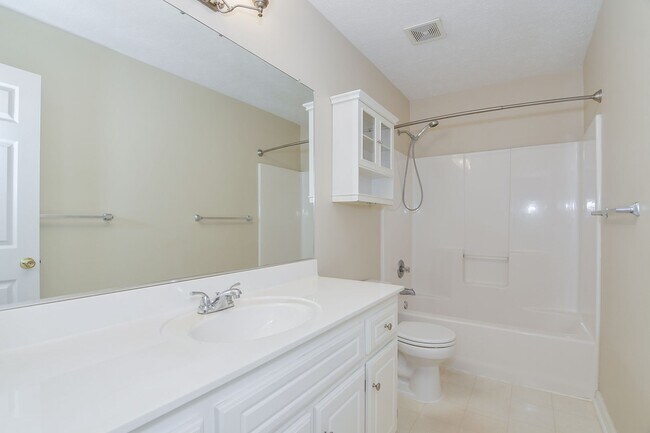 Building Photo - End Unit Townhome Evans