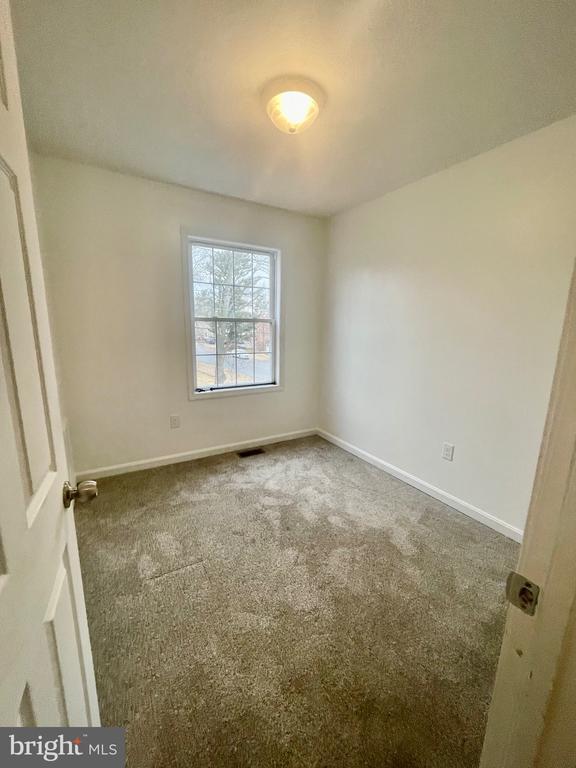 Building Photo - 916 Harwood Rd