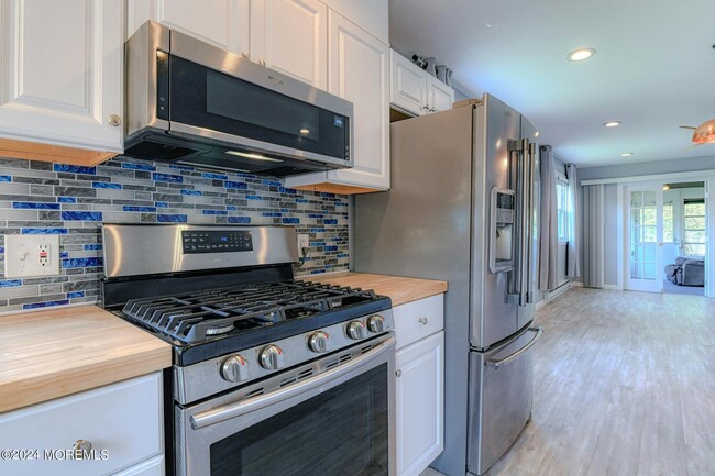 Building Photo - 35 Auburn St