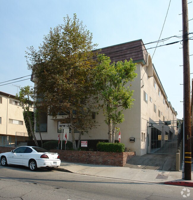 Building Photo - Centinela Apartments