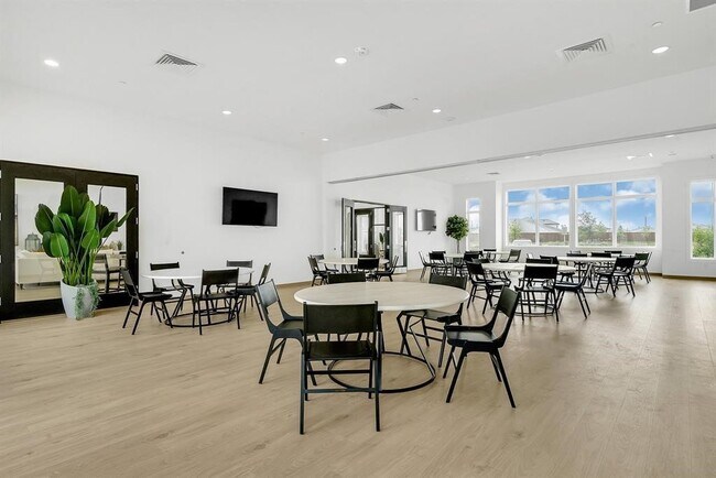 Building Photo - 31134 Delamere Turn trl Trl