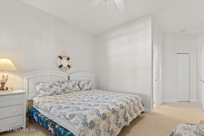 Building Photo - 215 S Ocean Grande Dr