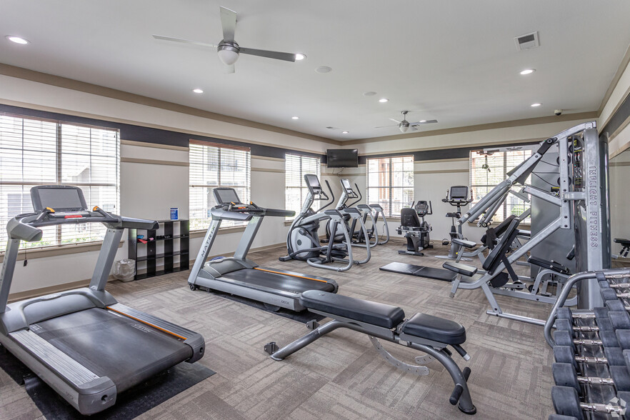 Riverside at Rockwater Fitness Center | Gym & Wellness in North Little Rock - Riverside at Rockwater