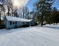 Building Photo - 11011 Pennway Dr