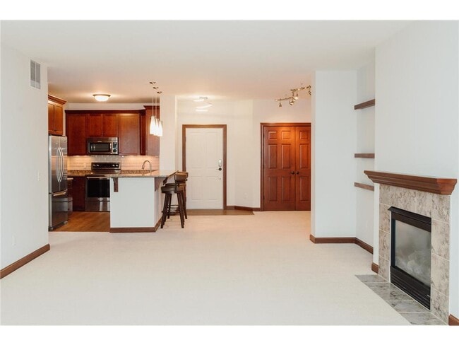 Building Photo - 2670 Kelley Pkwy