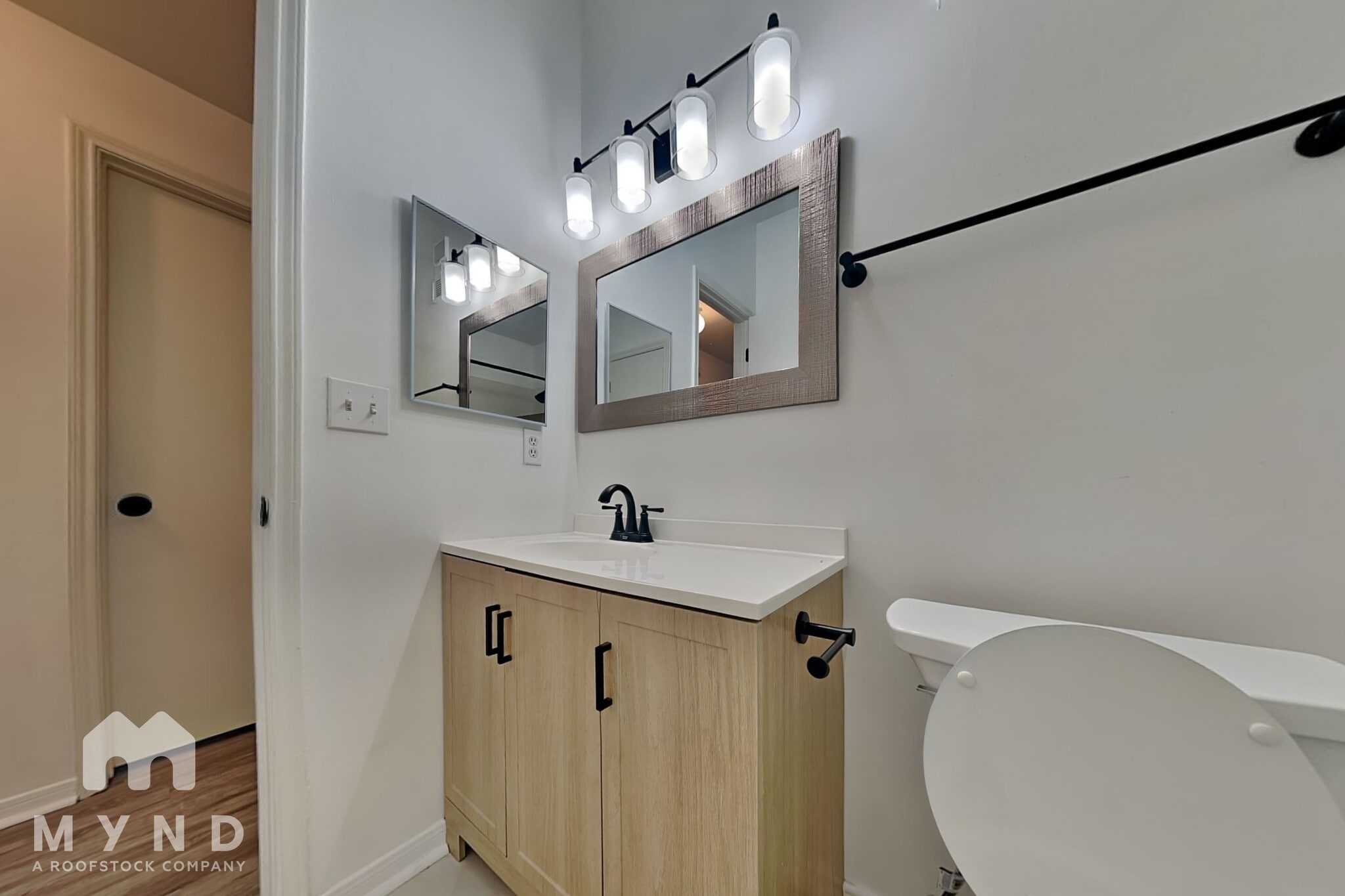 Building Photo - 6500 Harbor Town Dr