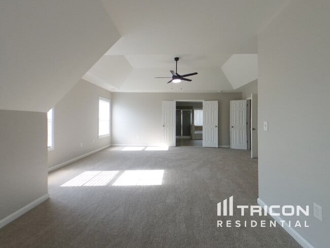 Building Photo - 1 Grimes Dr