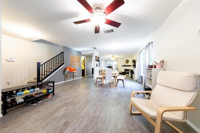 Building Photo - 1910 Ruthie Run