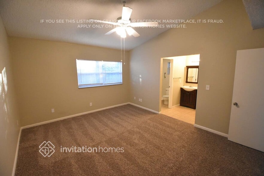 Building Photo - 11332 Maxton Way