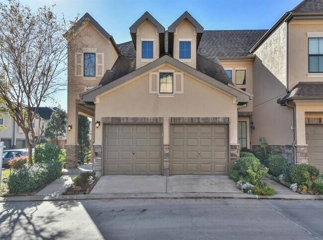 Building Photo - WestChase Fully Furnished Townhome