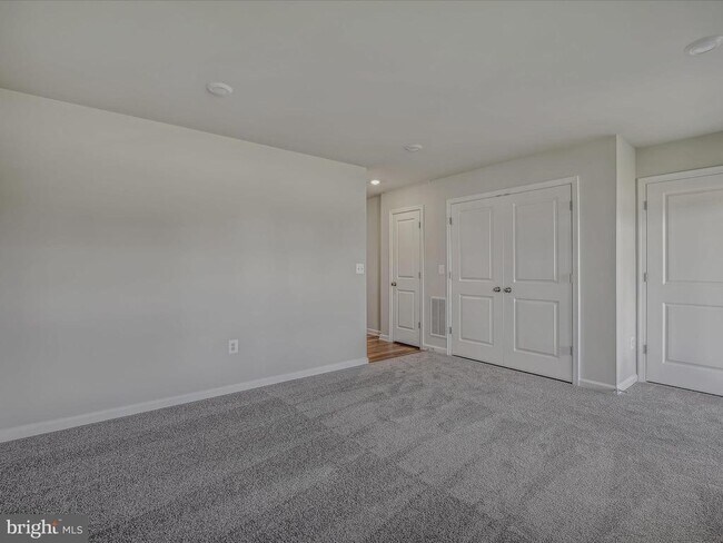 Building Photo - 146 Cooperage Rd