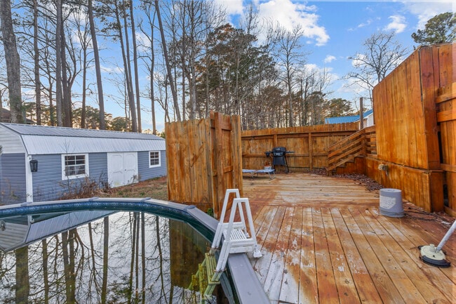 Building Photo - 214 Manchester Rd