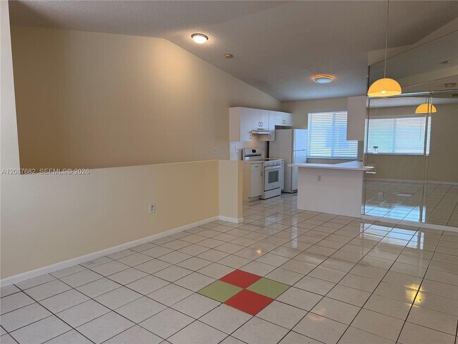 Building Photo - 8019 Lake Dr