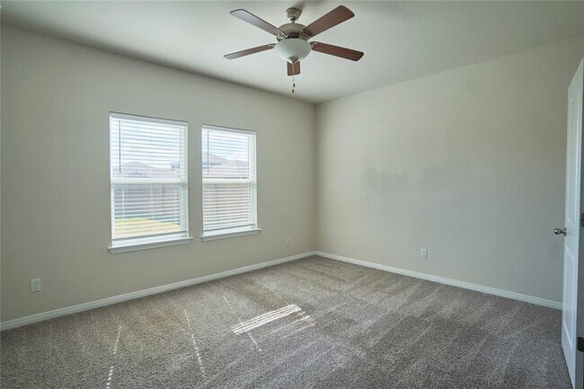 Building Photo - 3034 Mill Run Bnd