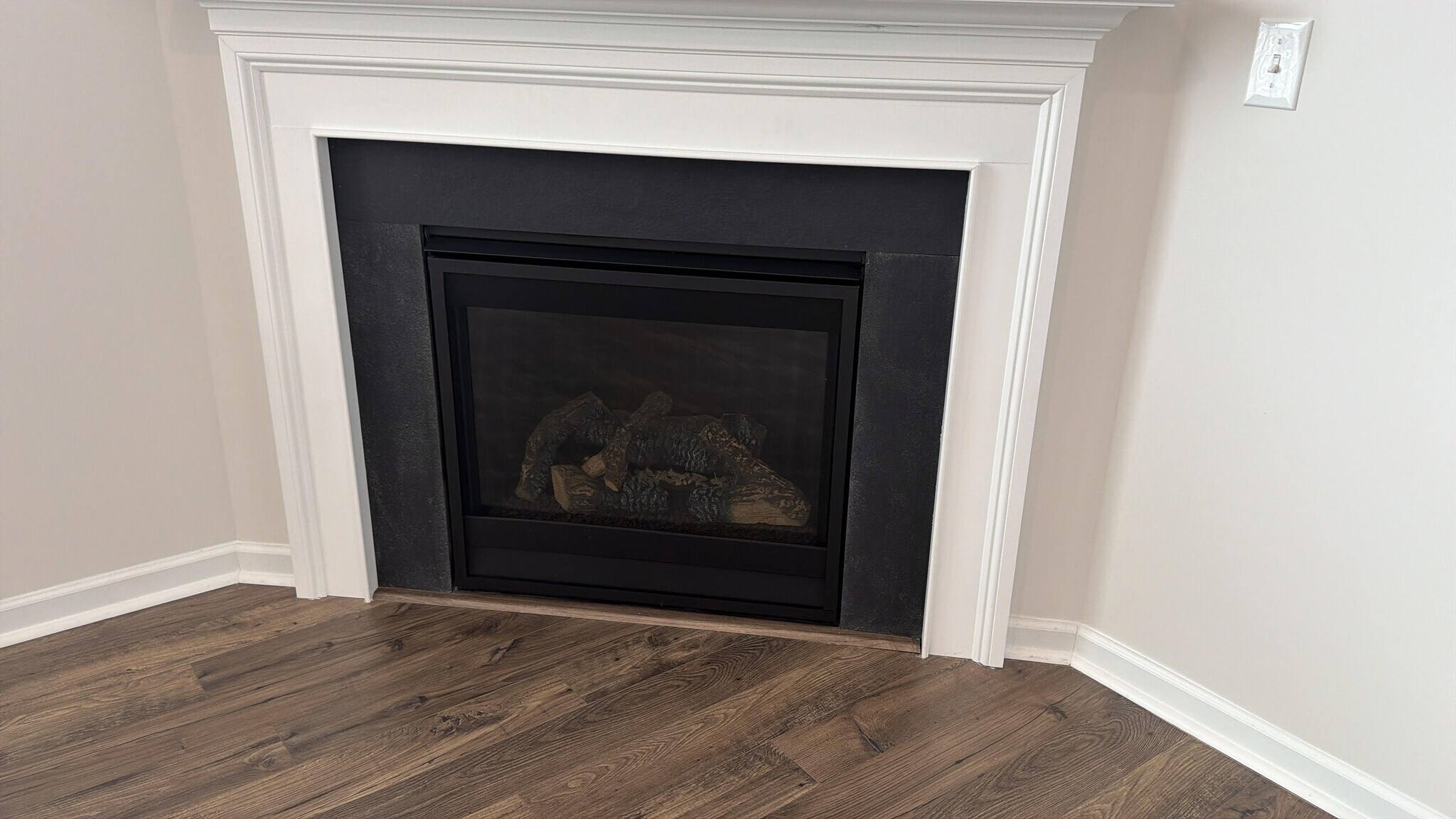 Building Photo - 1614 Yarrow Ln