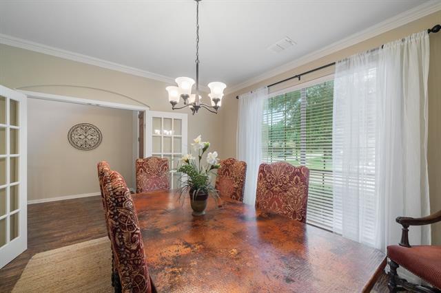 Building Photo - 2116 Chambers Dr