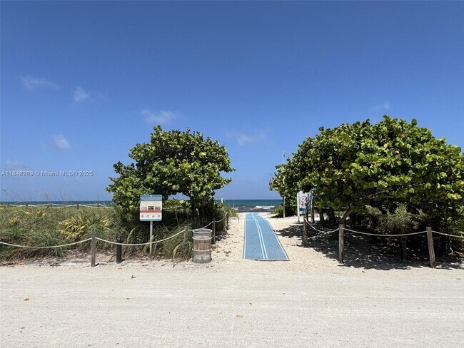 Building Photo - 8900 Collins Ave