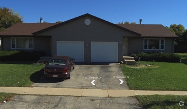 Building Photo - 1231 S Thompson Dr