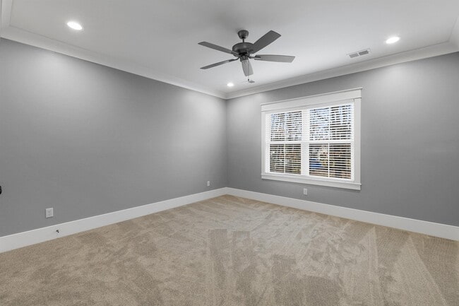 Building Photo - 1717 Double Oak Trl