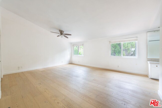 Building Photo - 20164 Santa Rita St