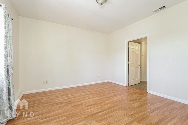 Building Photo - 2150 Sutro St