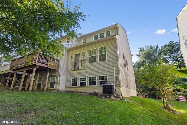 Building Photo - 8329 Autumn Crest Ln