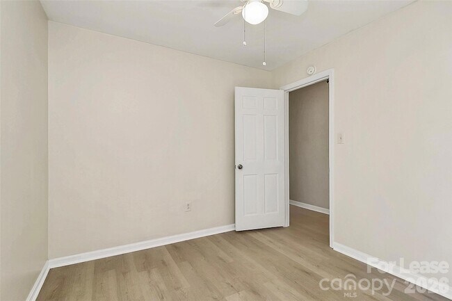 Building Photo - 6635 Olde Savannah Rd