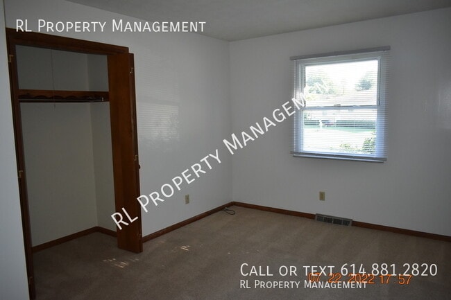 Building Photo - WAIVED APPLICATION FEE(S) AND 1 MONTH FREE...