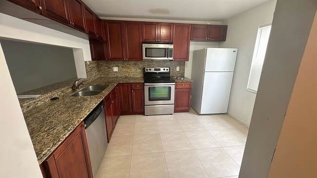 Primary Photo - 6437 Boca Cir